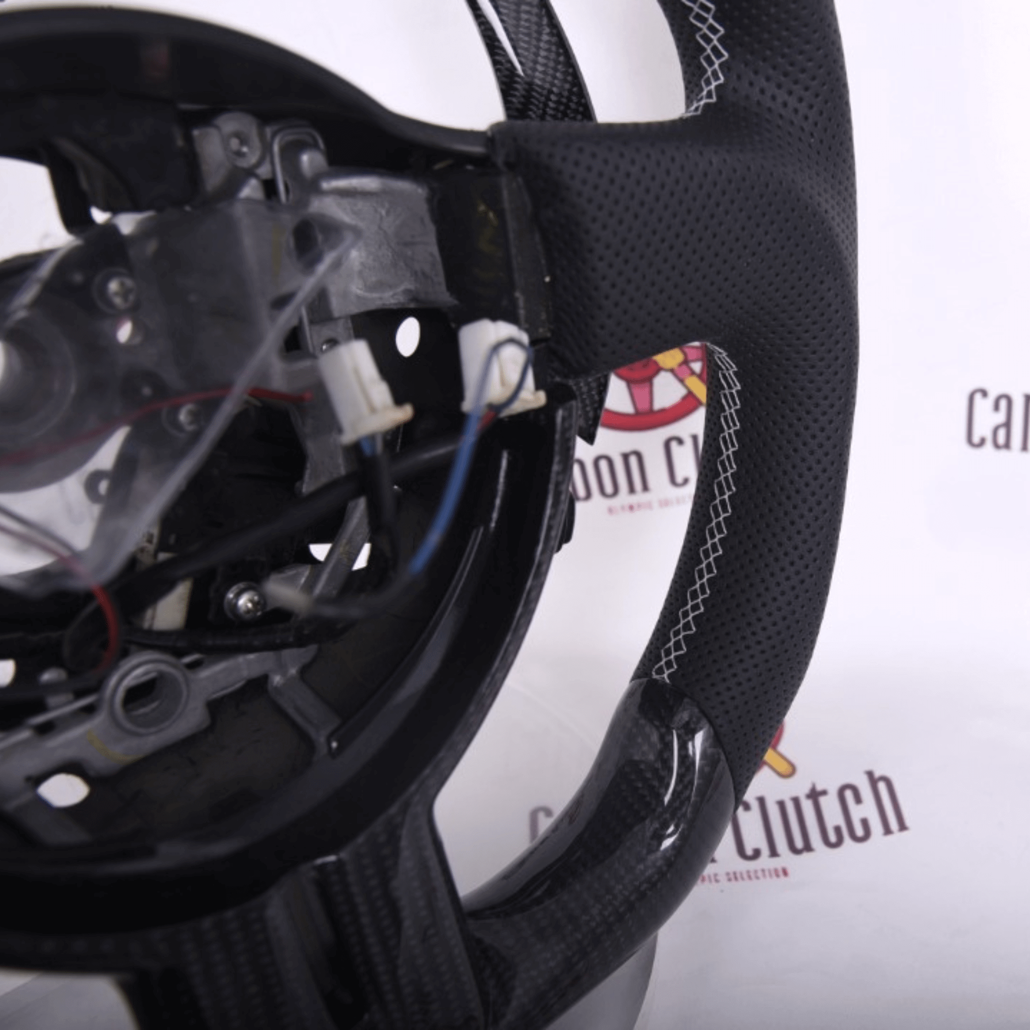 Carbon Clutch 2013+ FRS/GT86/BRZ Custom Carbon Fiber Steering Wheel